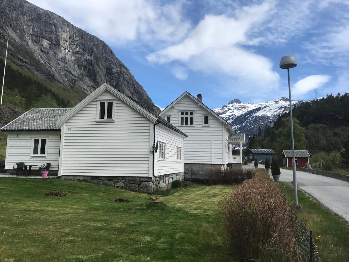 Trolltunga Skjeggedal Villa Buitenkant foto